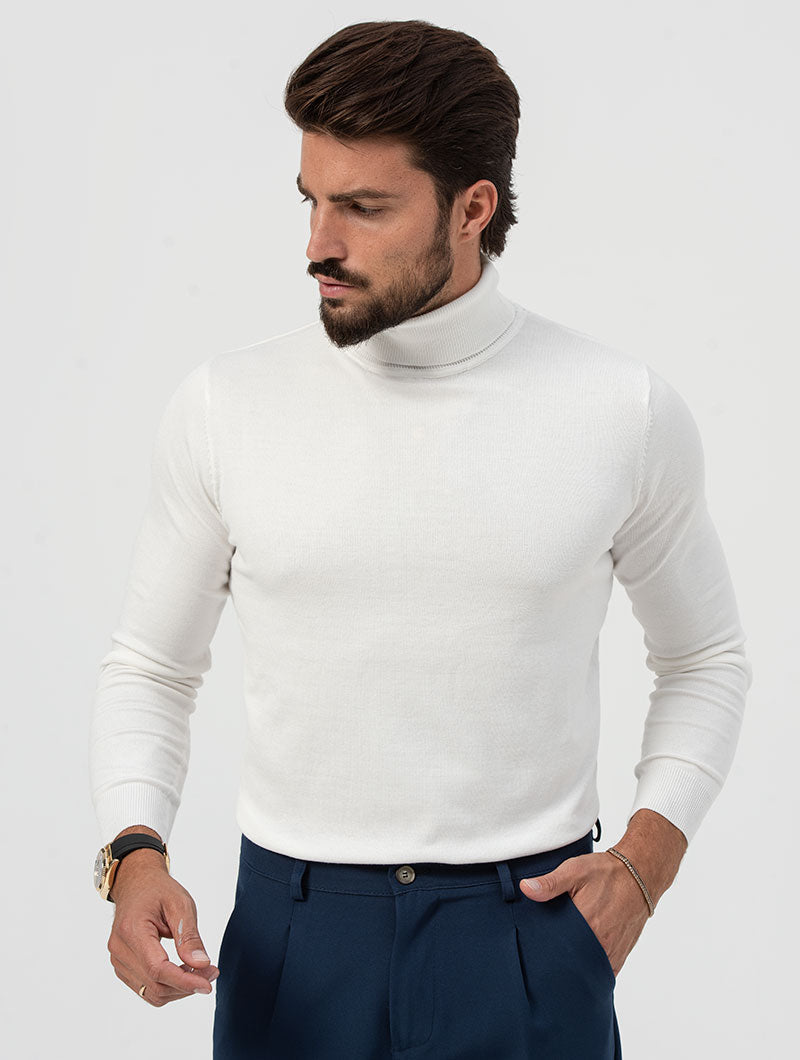 Julio - Jersey Cuello Alto en Blanco