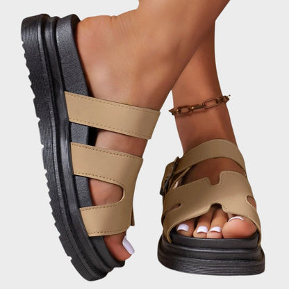 Rebeca - Sandalias ortopédicas con diseño en H