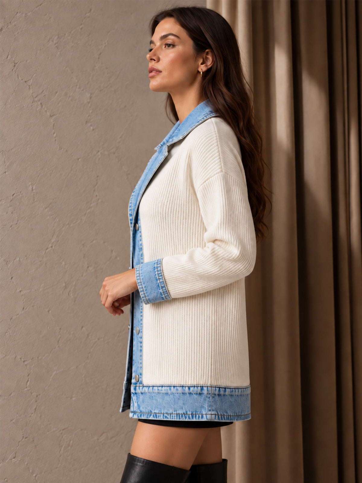 Celia - Chaqueta Larga de Punto con Detalles Vaqueros
