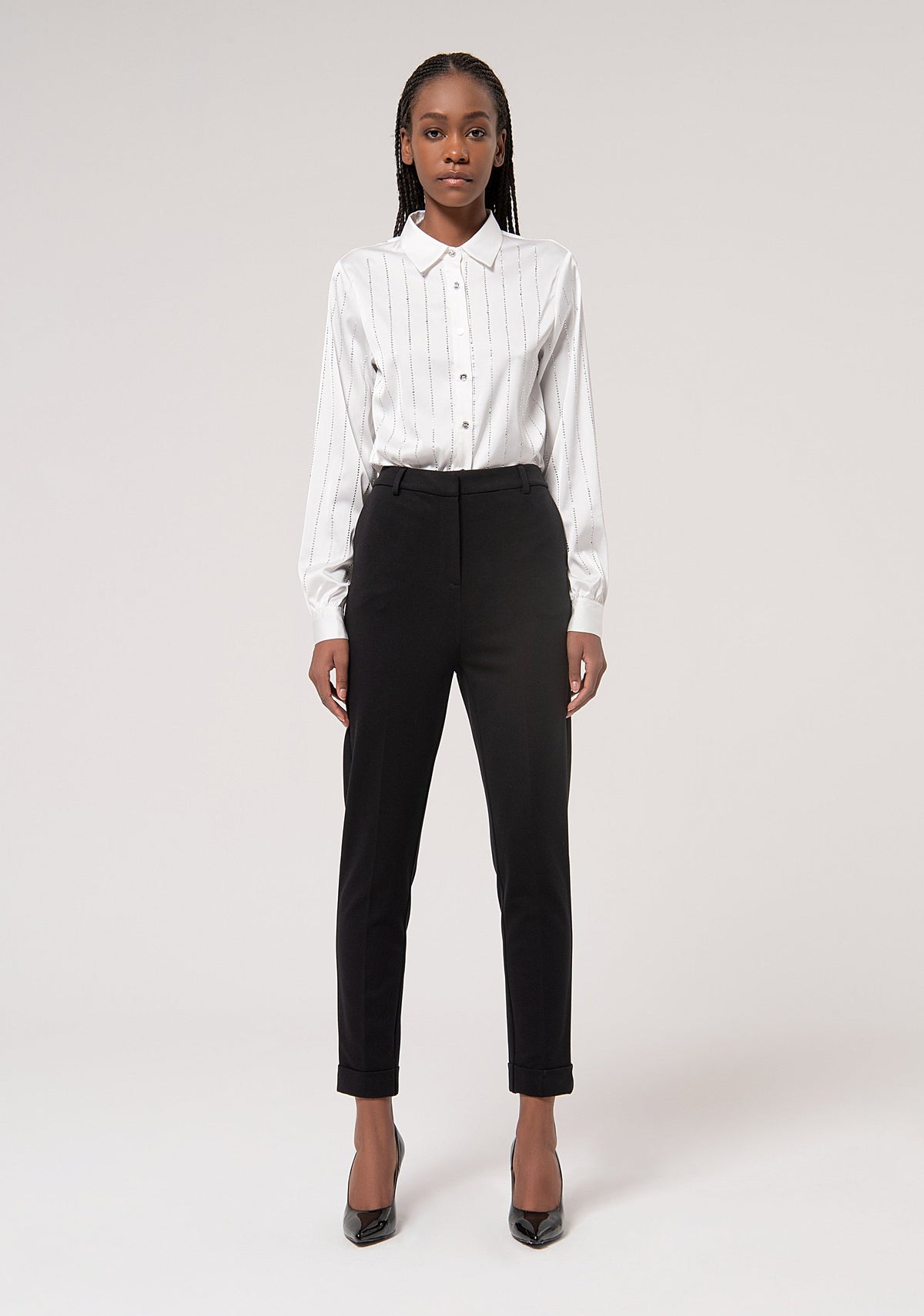 Soraya - Pantalón Chino Slim en Tejido Stretch