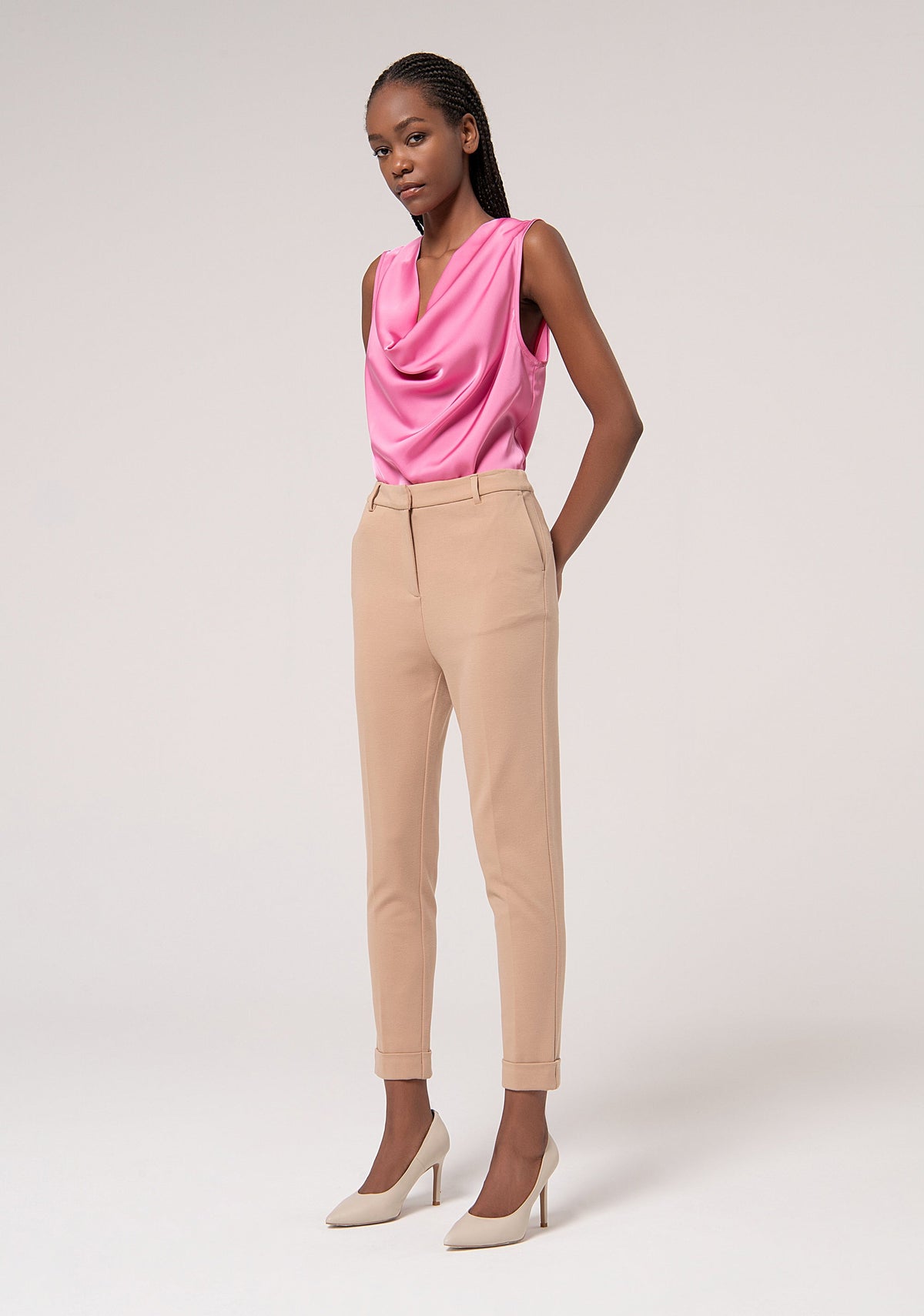 Soraya - Pantalón Chino Slim en Tejido Stretch
