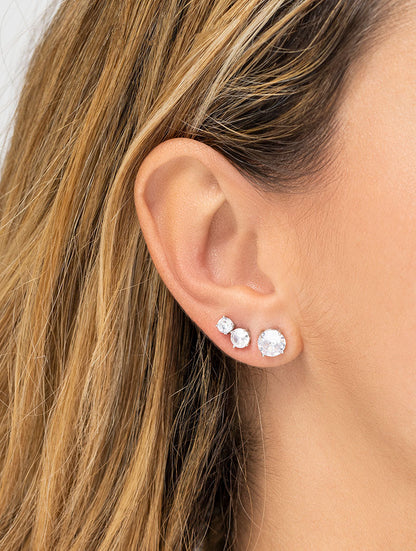 PENDIENTE JAMIE DD DOT LIGHT EN PLATA