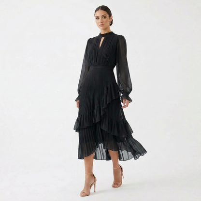 Mariana - Vestido Plisado con Mangas Fluidas y Volantes Asimétricos