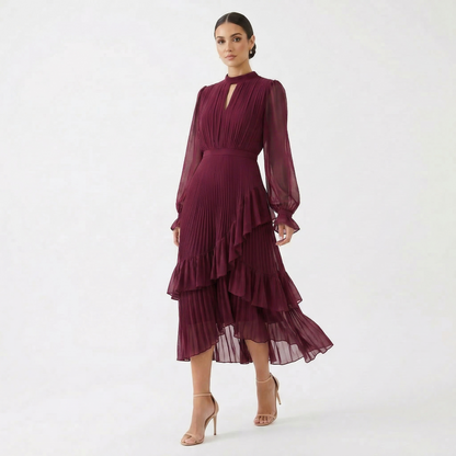 Mariana - Vestido Plisado con Mangas Fluidas y Volantes Asimétricos
