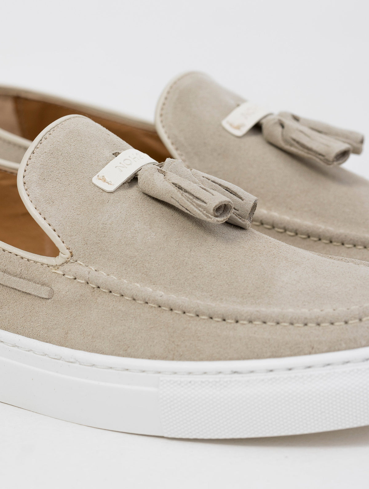 Eduardo - Slip-On de Cuero Crust en Arena