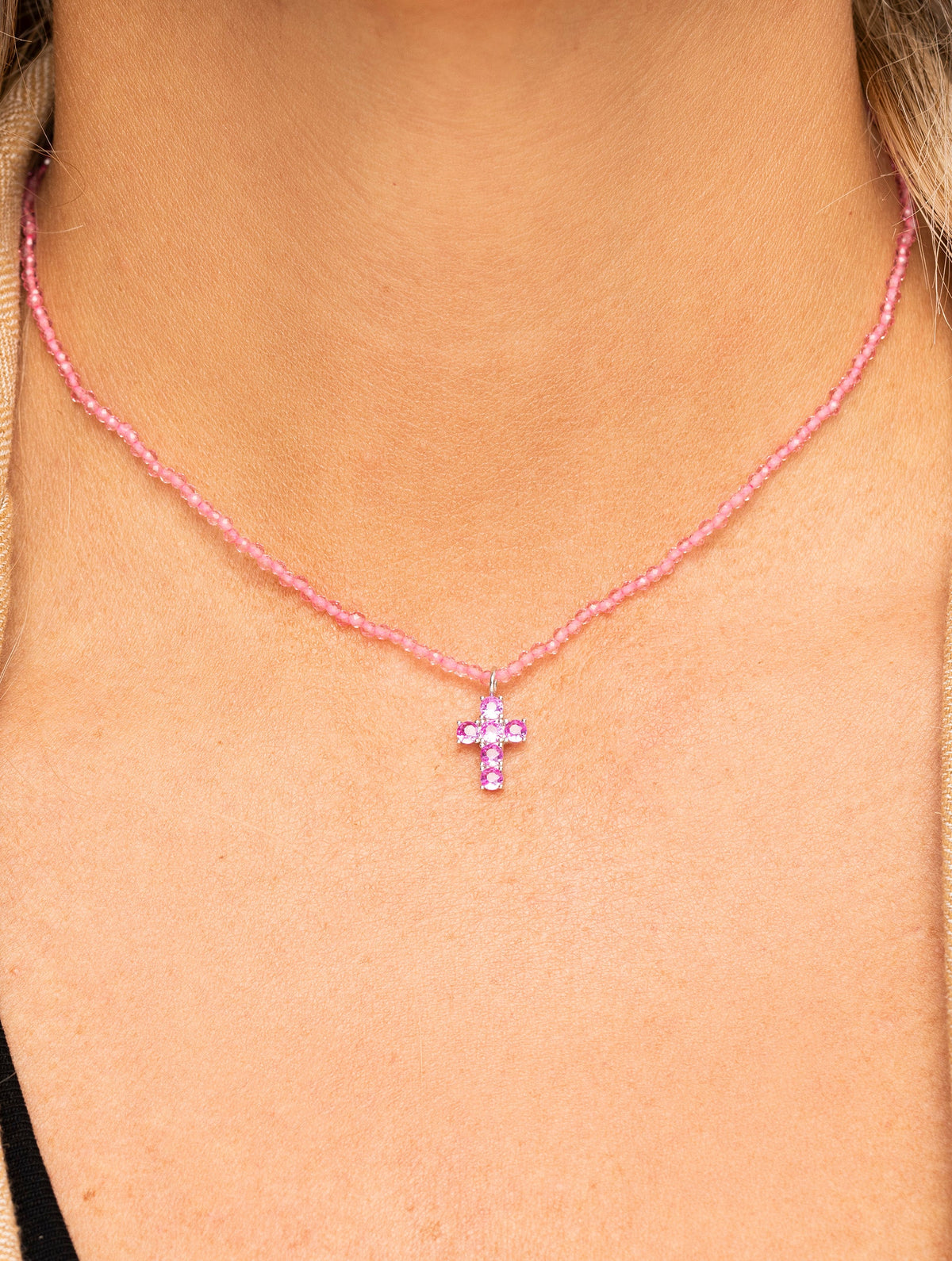 COLLAR CRUZ NORAH EN ROSA