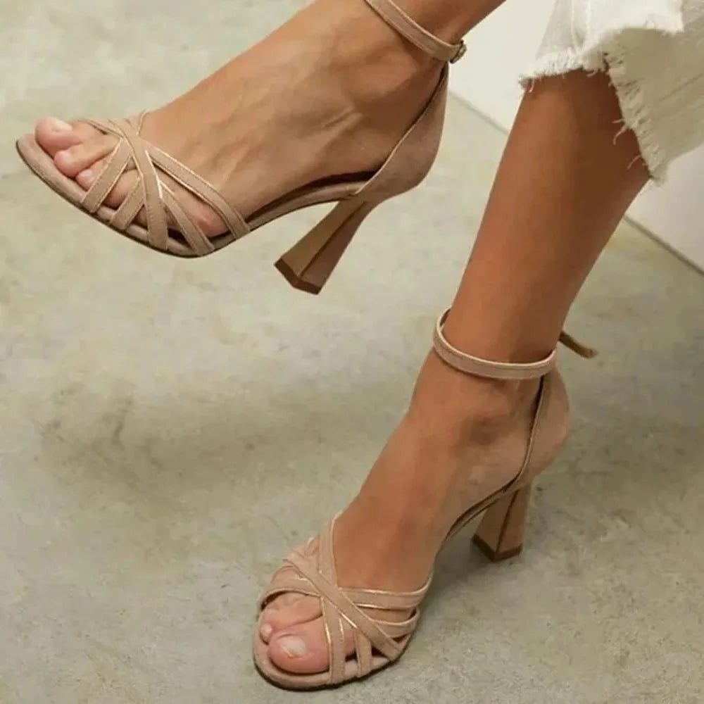 Ana - Tacones altos con detalle cruzado