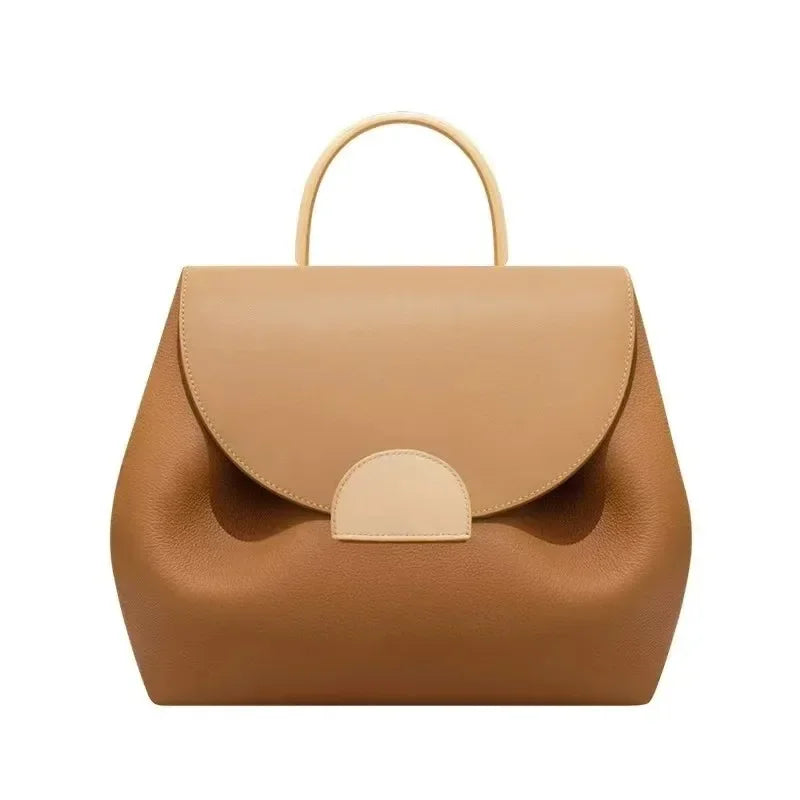 Chloe Camel