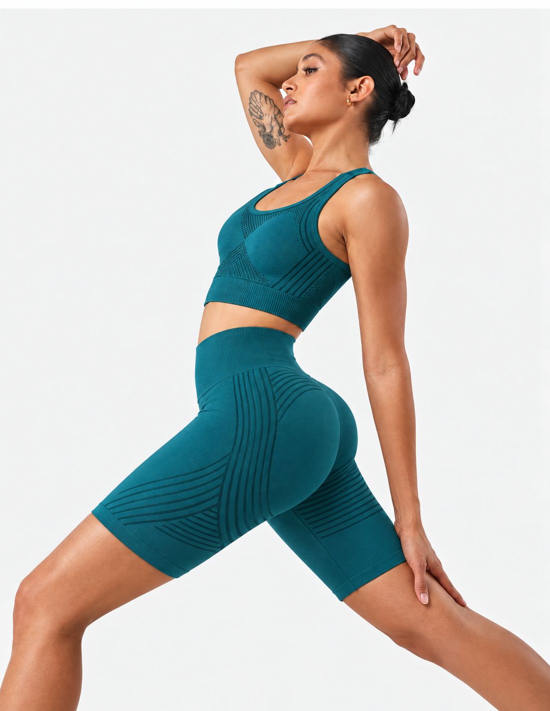 Conjunto deportivo de top y pantalón corto de cintura alta