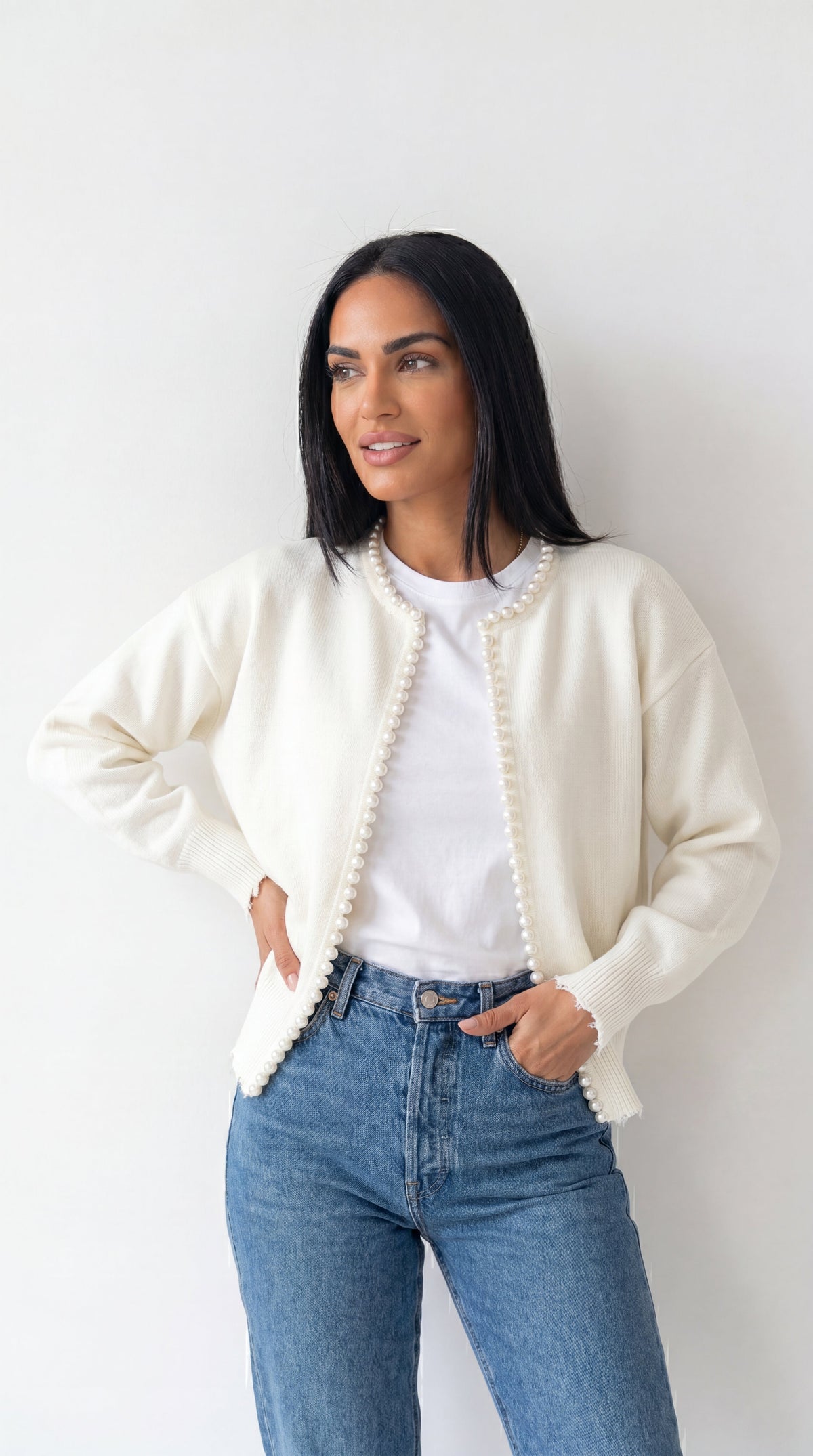 Arabia - Chaqueta cárdigan crema con ribete de perlas