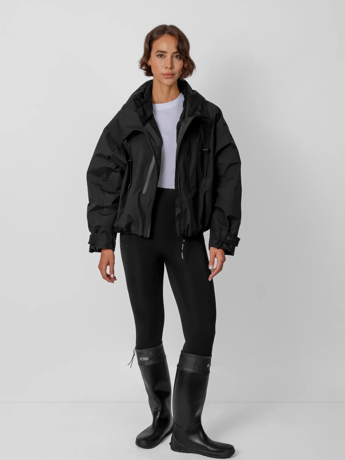 Nerea - Chaqueta impermeable oversize corta