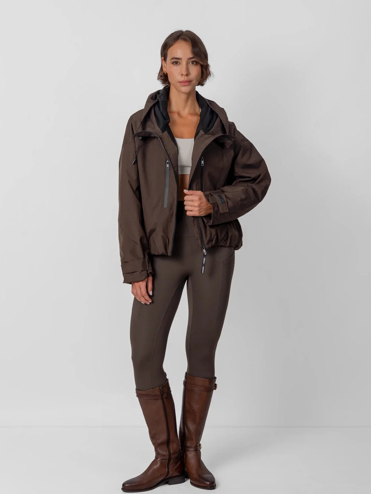 Nerea - Chaqueta impermeable oversize corta