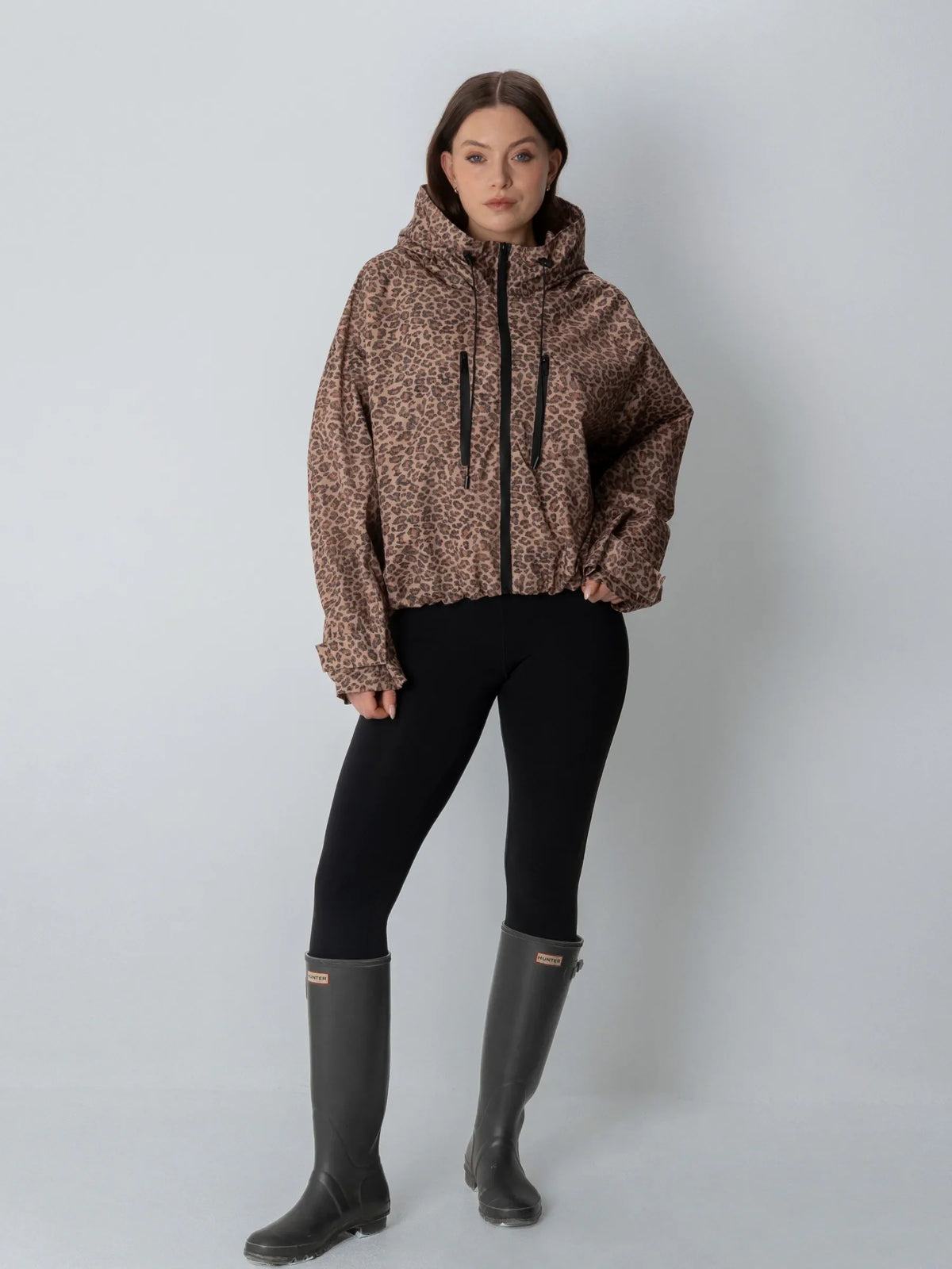 Nerea - Chaqueta impermeable oversize corta