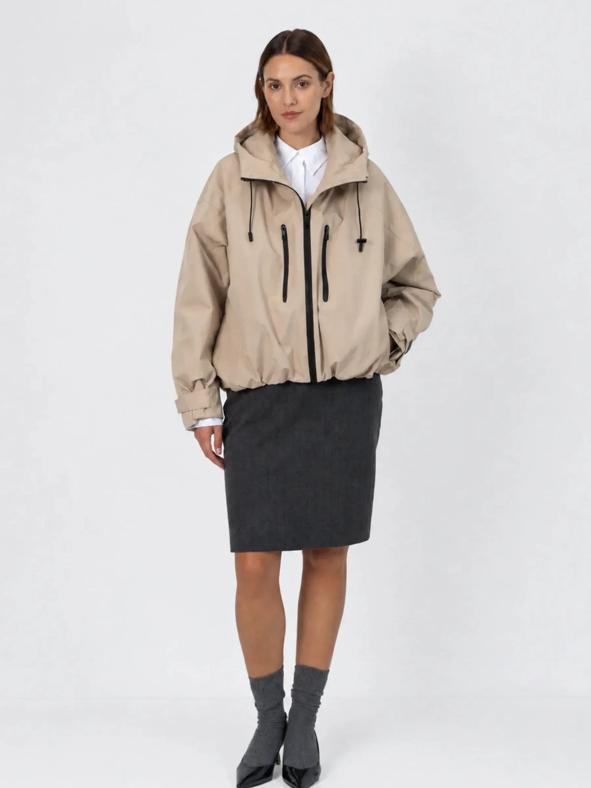 Nerea - Chaqueta impermeable oversize corta