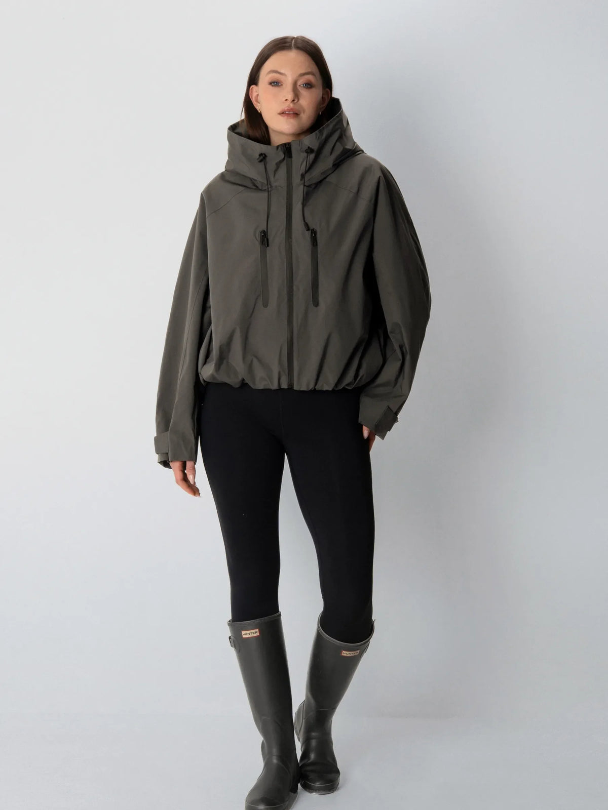Nerea - Chaqueta impermeable oversize corta